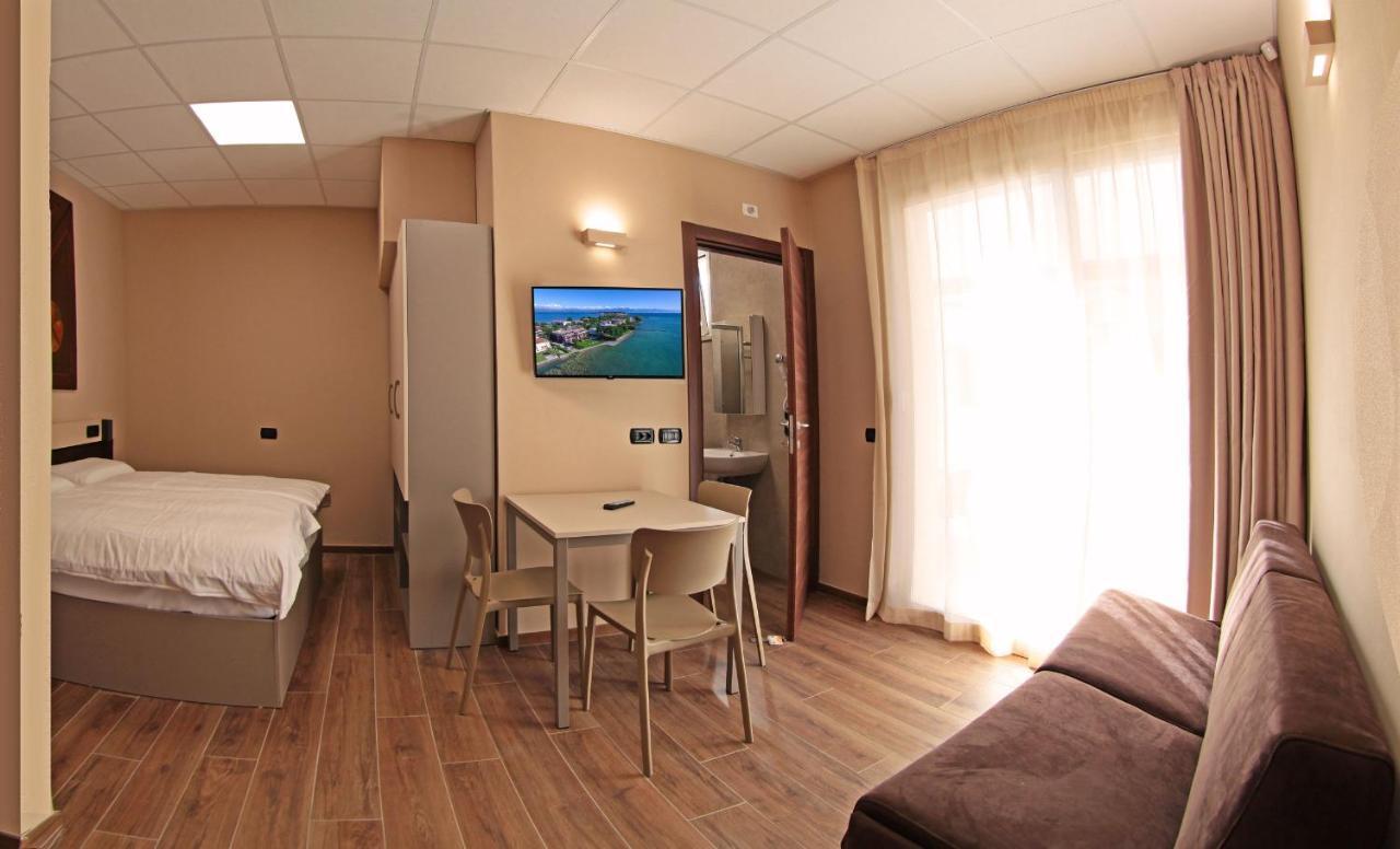 Smeraldo Dip Villa Canneto Sirmione Eksteriør billede
